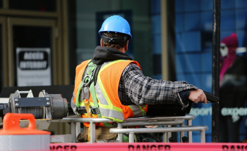 DPI da cantiere in sintesi: Tipologie e obblighi principali